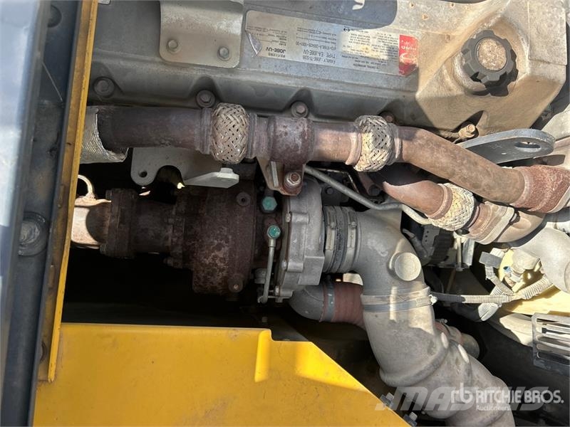 Kobelco SK350LC-9 Tracked Excavator Escavatori cingolati
