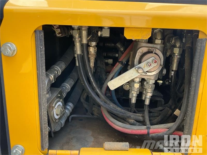 Kobelco SK35SR-6E Mini Excavator Miniexcavadoras
