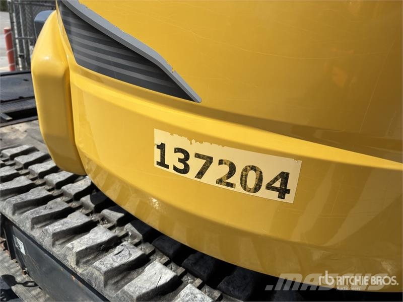 Kobelco SK35SR-6E Mini Excavator Miniexcavadoras