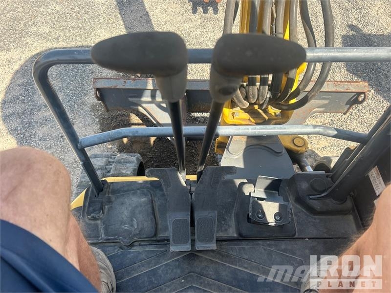 Kobelco SK35SR-6E Mini Excavator Miniexcavadoras