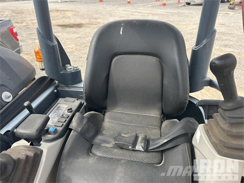 Kobelco SK35SR-6E Mini Excavator Miniexcavadoras