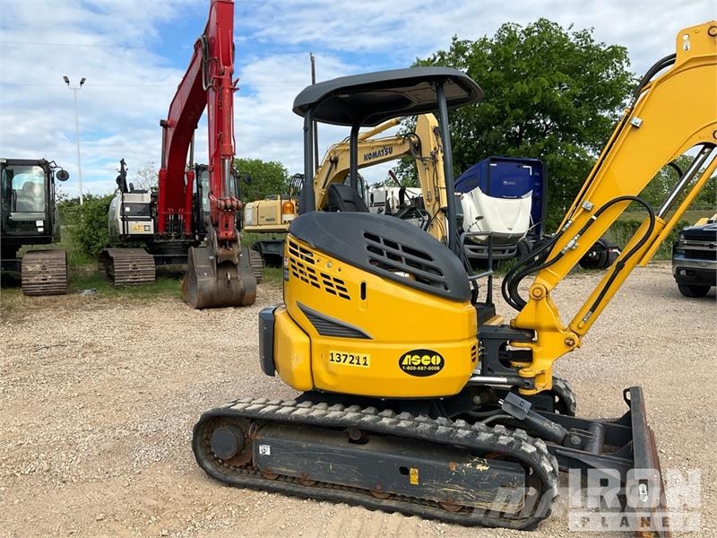 Kobelco SK35SR-6E Mini Excavator Miniexcavadoras