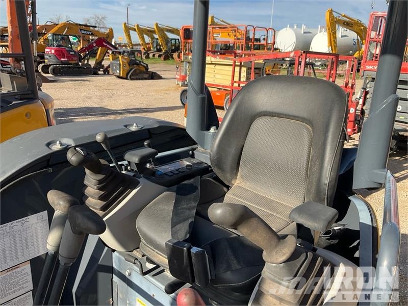 Kobelco SK35SR-6E Mini Excavator Miniexcavadoras
