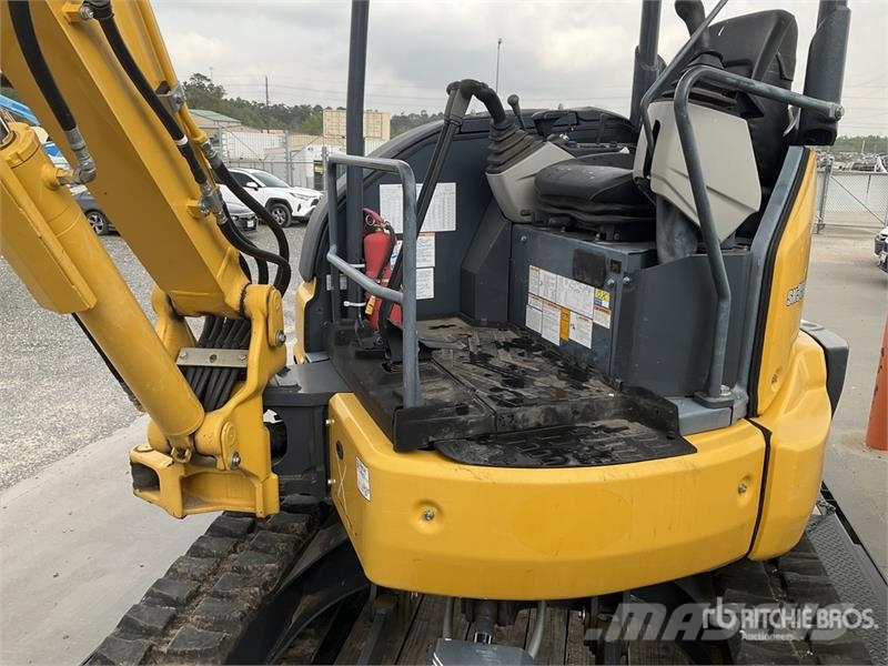 Kobelco SK35SR-6E Mini Excavator Miniexcavadoras
