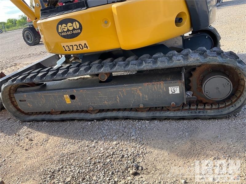 Kobelco SK35SR-6E Mini Excavator Miniexcavadoras