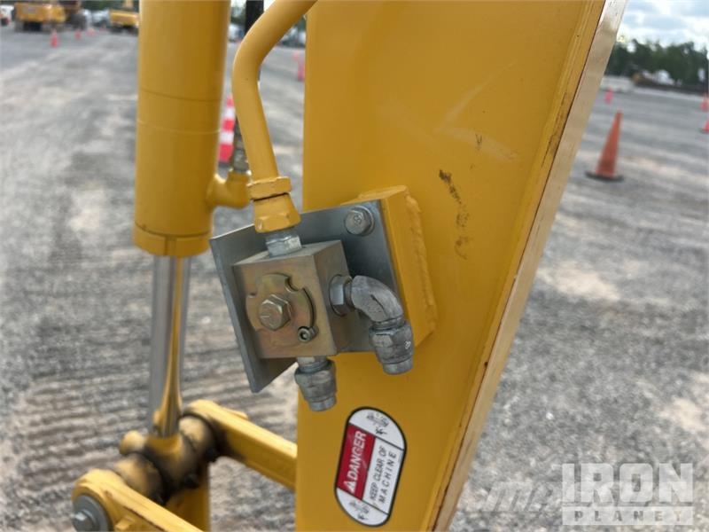 Kobelco SK35SR-6E Mini Excavator Miniexcavadoras