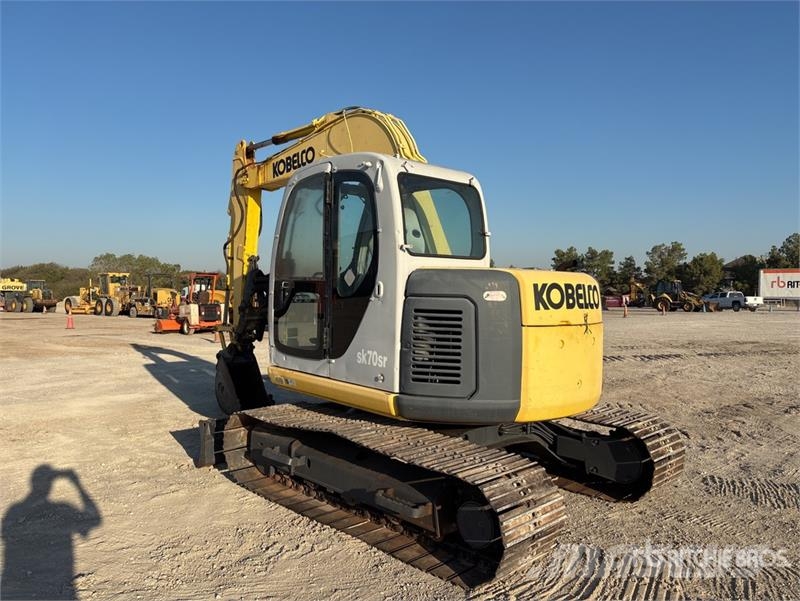 Kobelco SK70SR Bageri guseničari