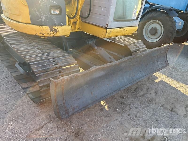 Kobelco SK70SR Bageri guseničari