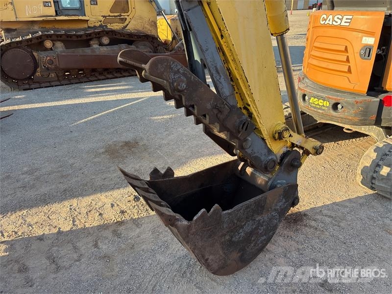 Kobelco SK70SR Bageri guseničari