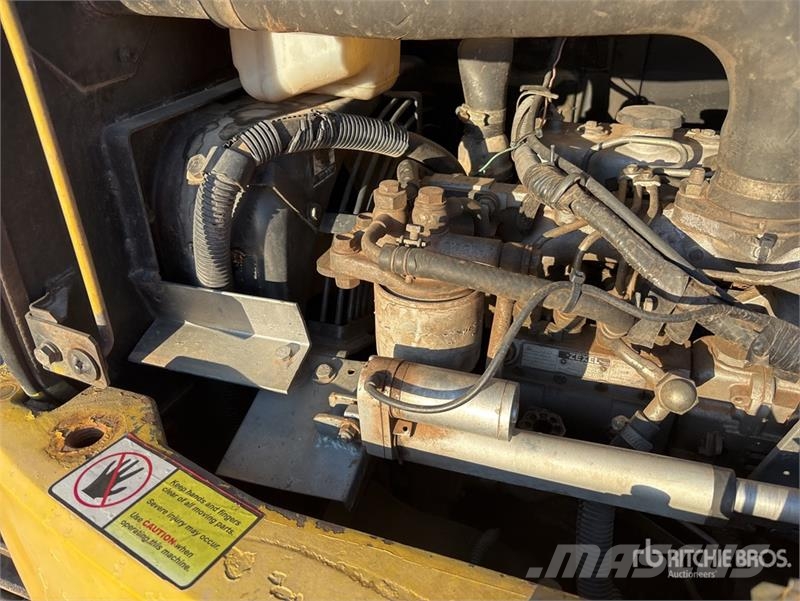 Kobelco SK70SR Bageri guseničari