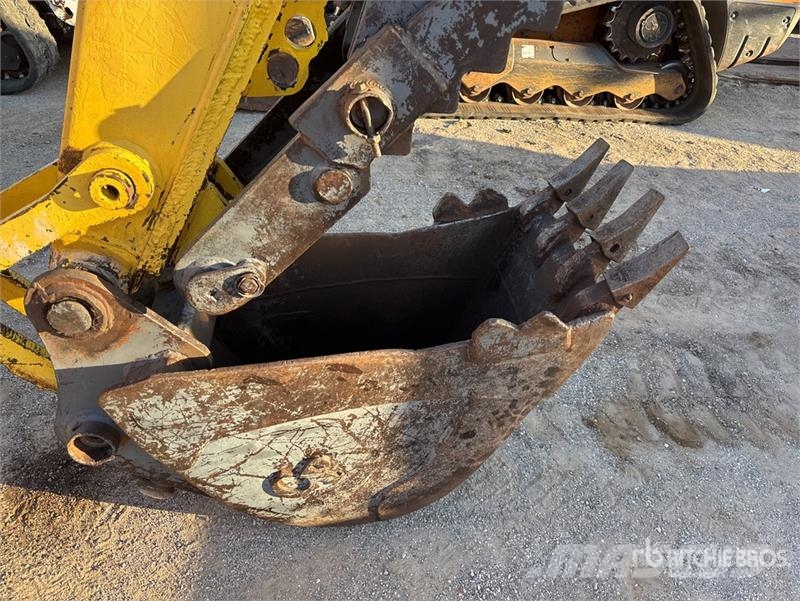 Kobelco SK70SR Bageri guseničari