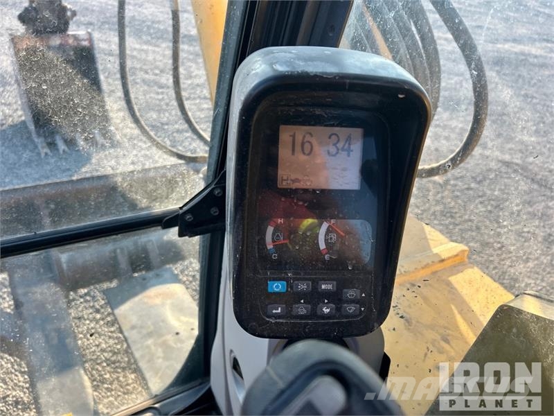 Kobelco SK85CS-3E Tracked Excavator Lánctalpas kotrók