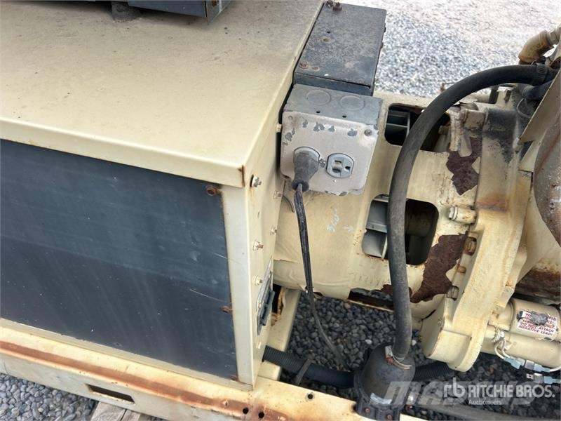 Kohler 45RZ72 40 kW Skid-Mounted Generator Set Dizel generatori