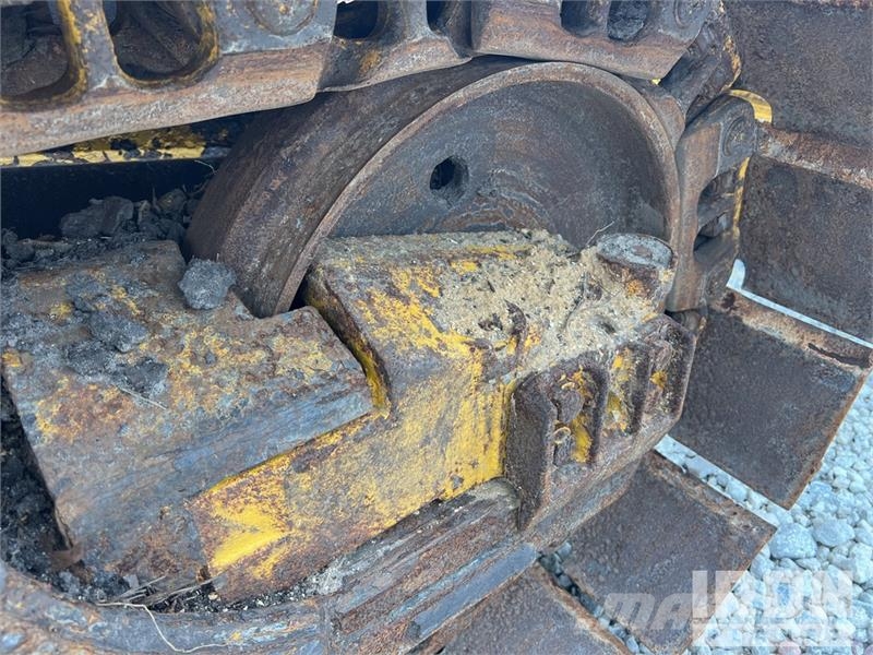 Komatsu D39EX-24 Crawler Dozer Spycharki gąsienicowe