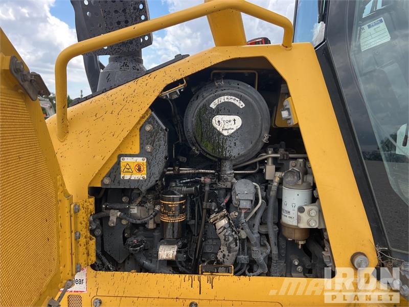 Komatsu D39EX-24 Crawler Dozer Spycharki gąsienicowe