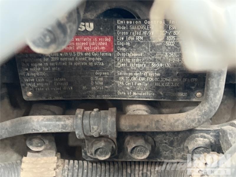 Komatsu D39PX-24 Crawler Dozer بلدوزرات مجنزرة