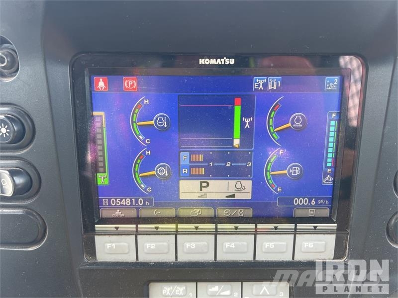 Komatsu D39PX-24 Crawler Dozer بلدوزرات مجنزرة