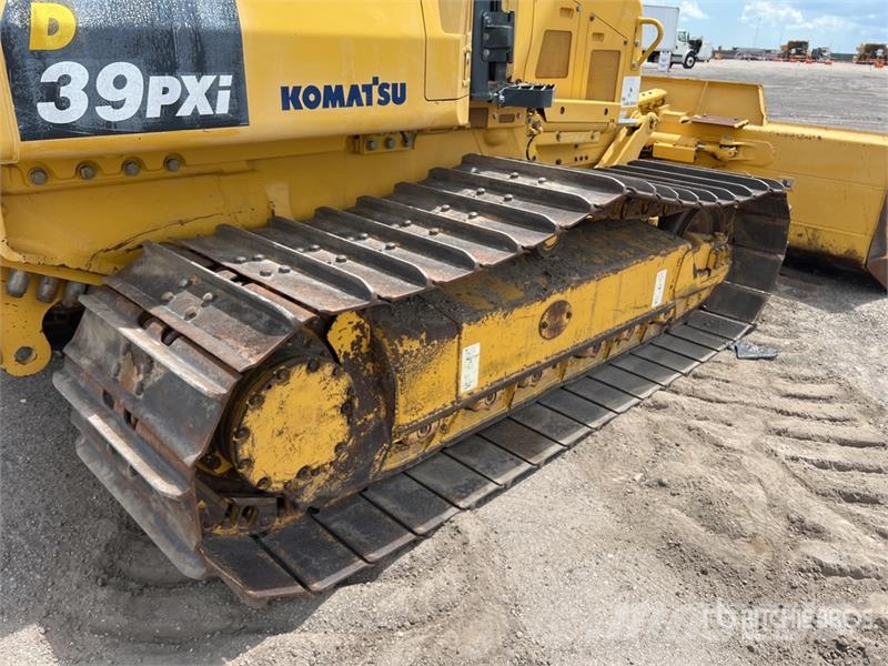 Komatsu D39PXI-23 Crawler Dozer Crawler dozers