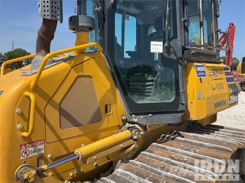 Komatsu D39PXI-24 Crawler Dozer Rupsdozers