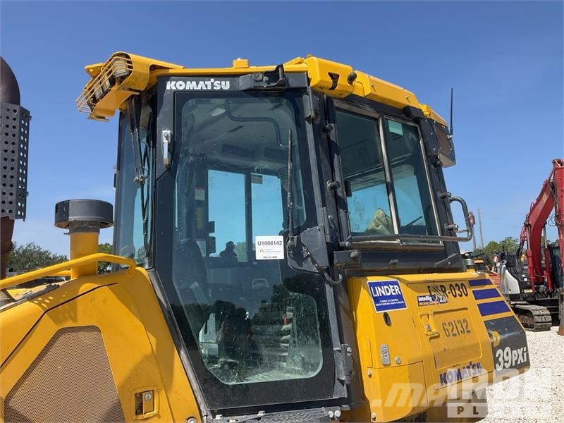 Komatsu D39PXI-24 Crawler Dozer Rupsdozers