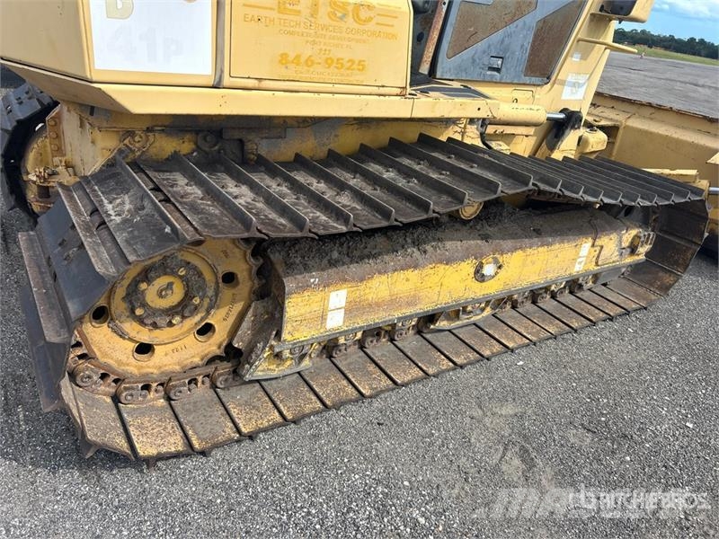 Komatsu D41P-6 lánctalpas dózerek