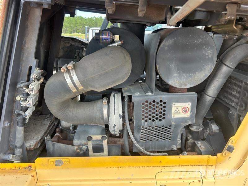 Komatsu D41P-6 lánctalpas dózerek