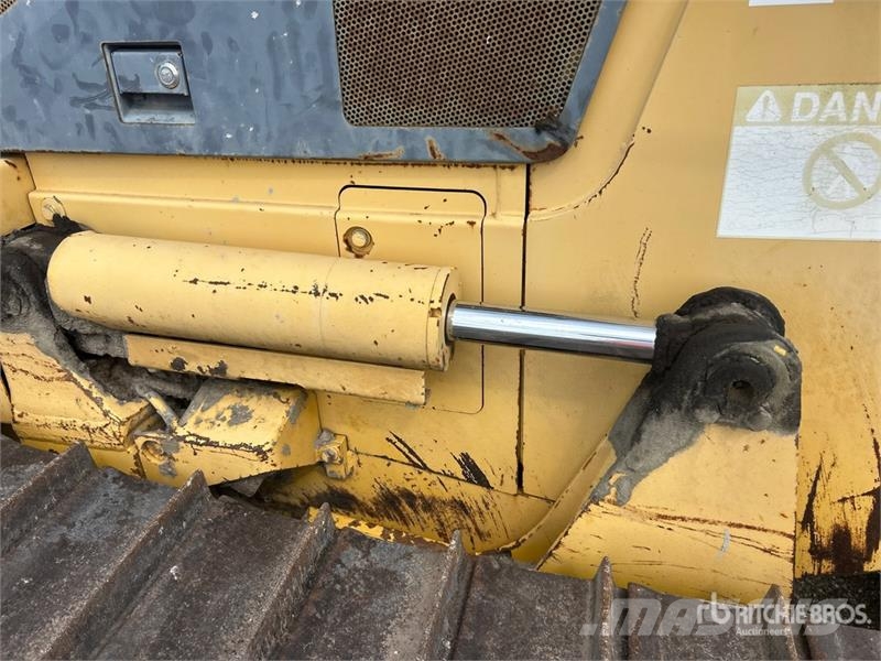 Komatsu D41P-6 lánctalpas dózerek