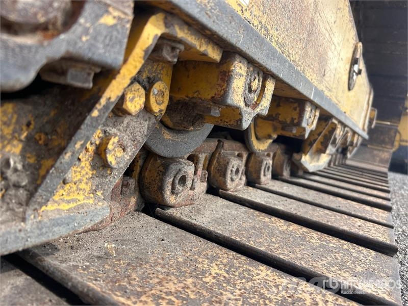 Komatsu D41P-6 lánctalpas dózerek
