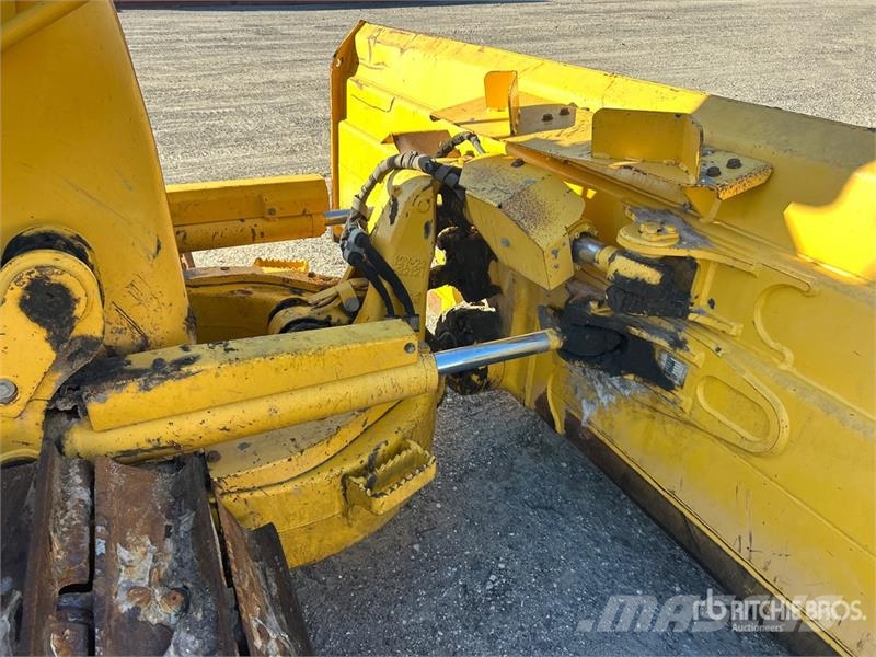 Komatsu D51PXi-24 Crawler Dozer (Inoperable) Dozer cingolati