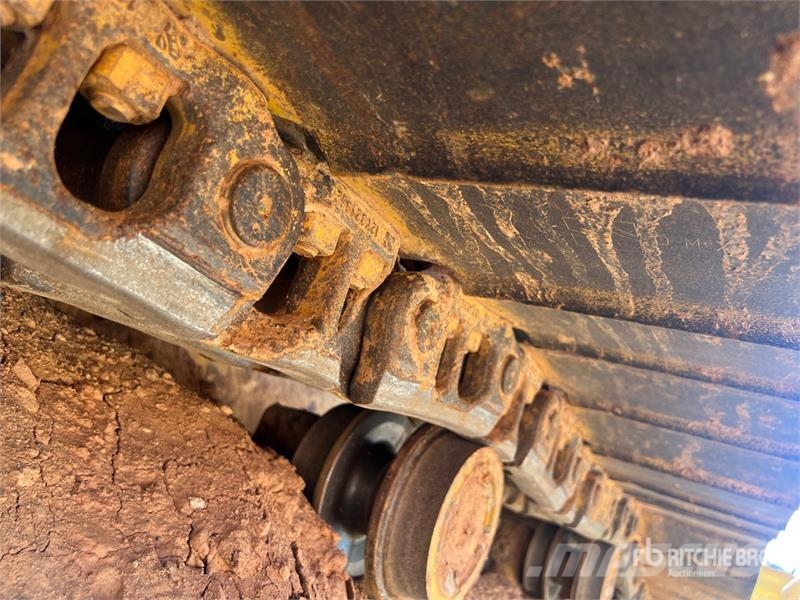 Komatsu D51PXi-24 Crawler Dozer Bulldozer på larvebånd