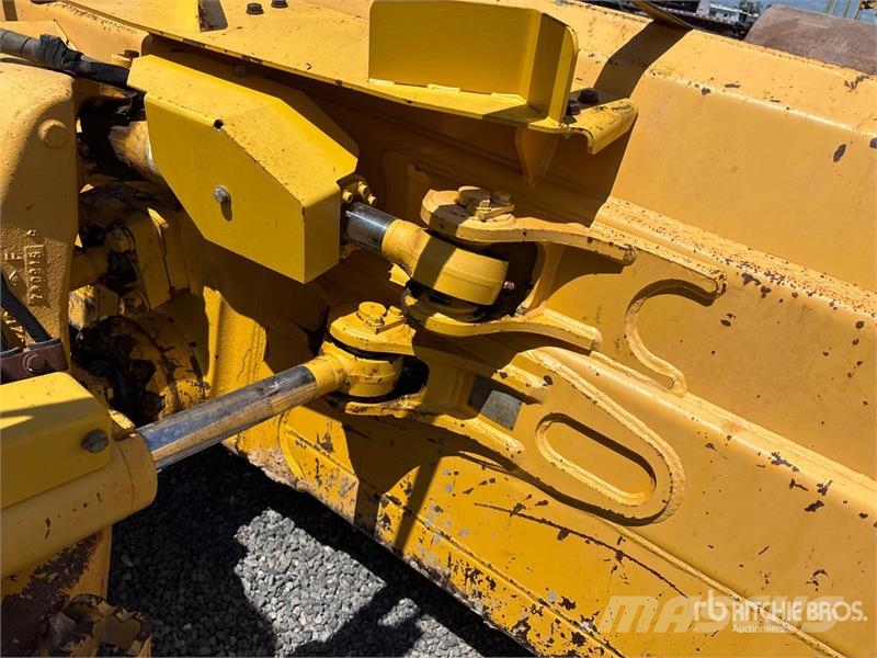 Komatsu D51PXi-24 Crawler Dozer (Inoperable) Bulldozer på larvebånd