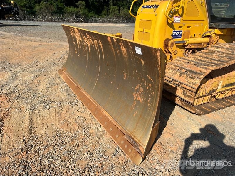 Komatsu D51PXi-24 Crawler Dozer Bulldozer på larvebånd