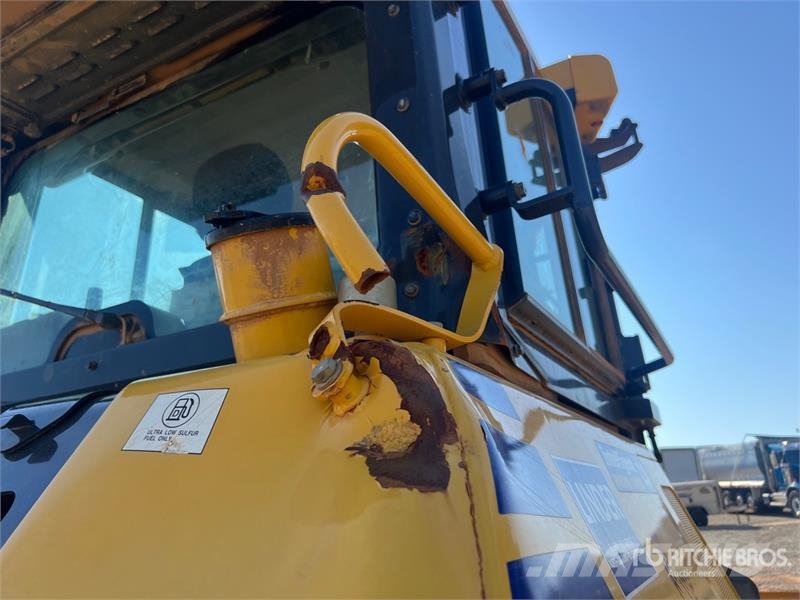 Komatsu D51PXi-24 Crawler Dozer Bulldozer på larvebånd