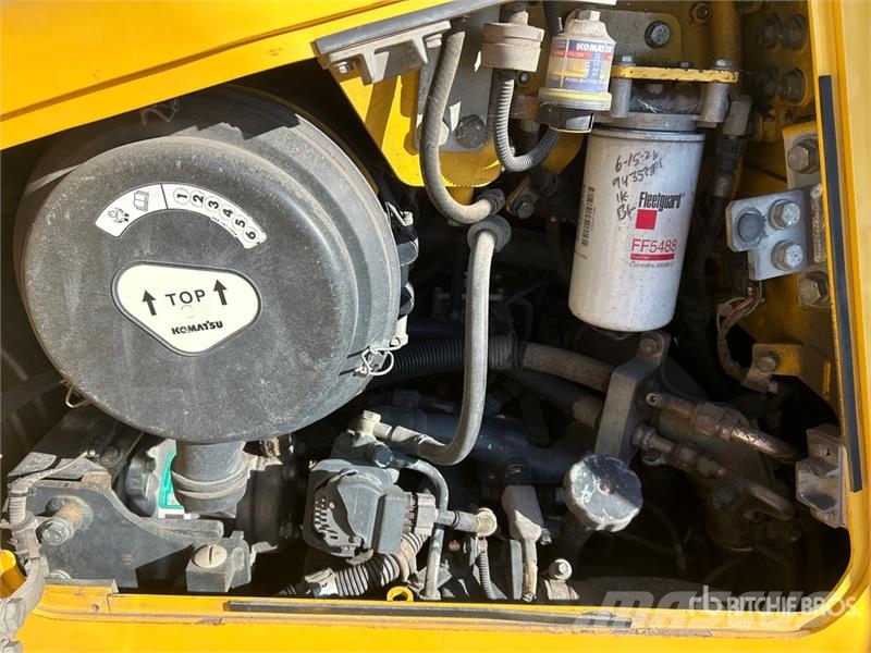 Komatsu D51PXi-24 Crawler Dozer (Inoperable) Dozer cingolati