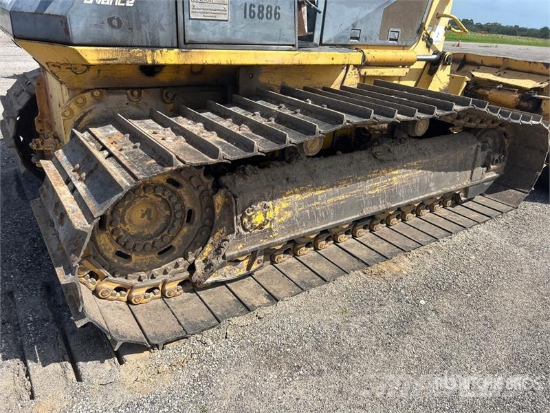 Komatsu D61PX Buldožerji goseničarji