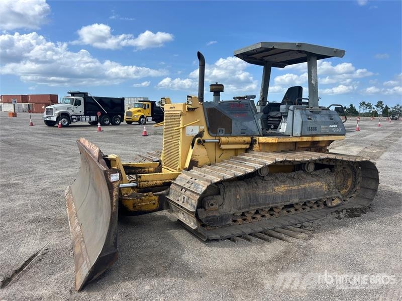 Komatsu D61PX Buldožerji goseničarji