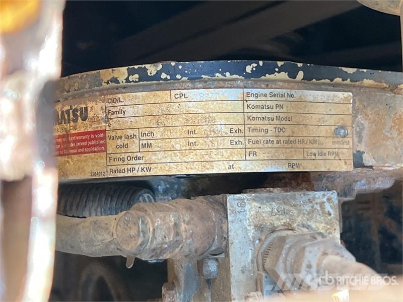 Komatsu D61PX-12 Pásové dozéry