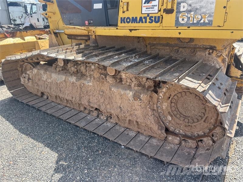 Komatsu D61PX-15E0 Buldooserid