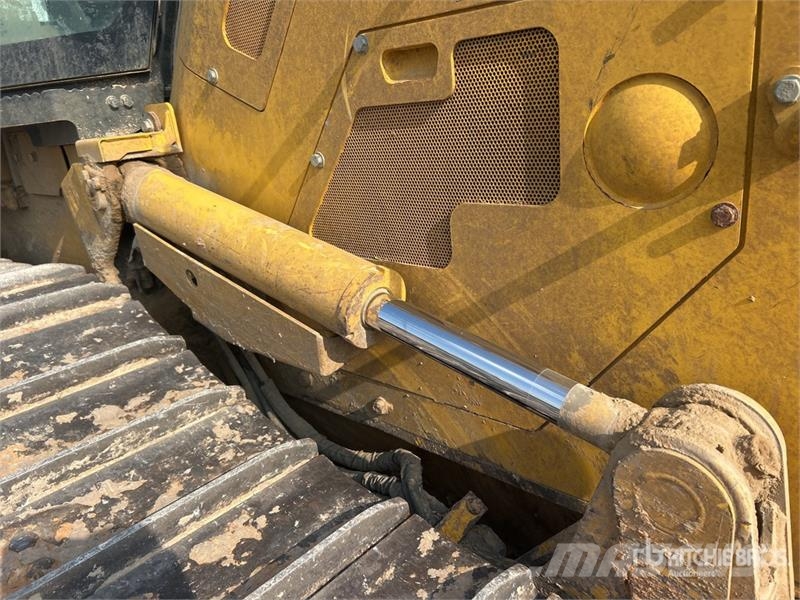 Komatsu D61PX-24 履帶推土機