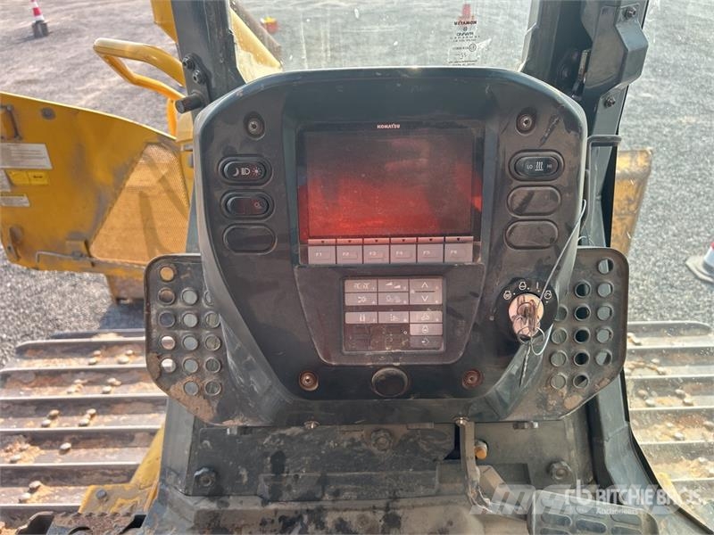 Komatsu D61PX-24 履帶推土機
