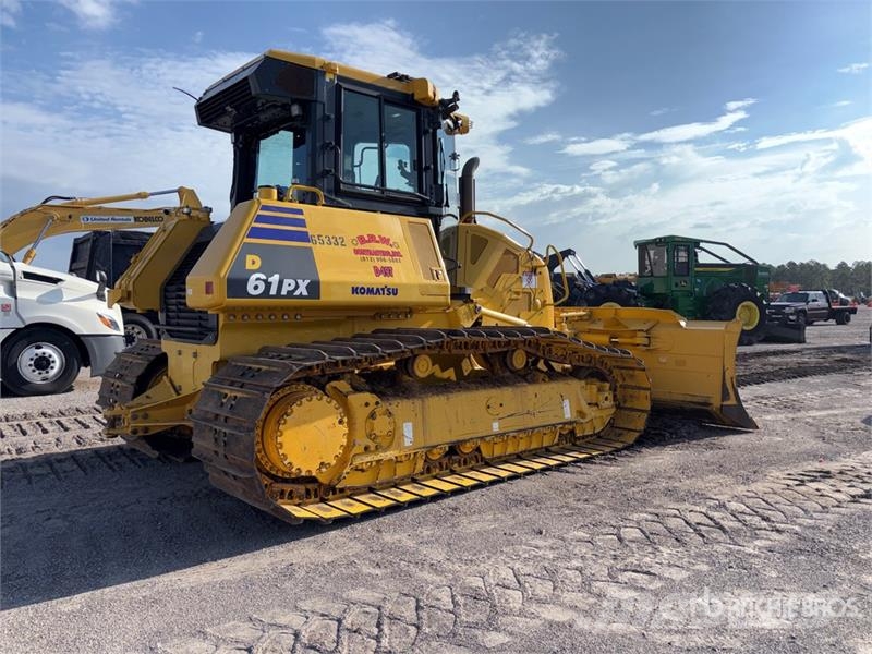 Komatsu D61PX-24 Crawler dozers