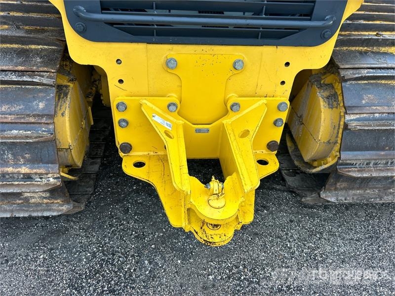 Komatsu D61PX-24 Crawler dozers