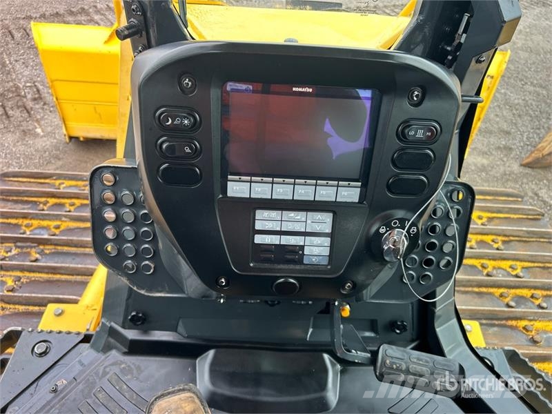 Komatsu D61PX-24 Crawler dozers