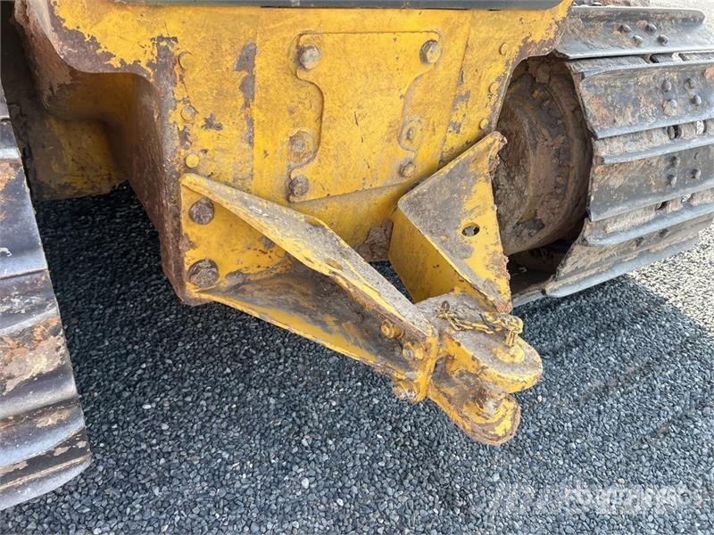 Komatsu D61PX-24 履帶推土機
