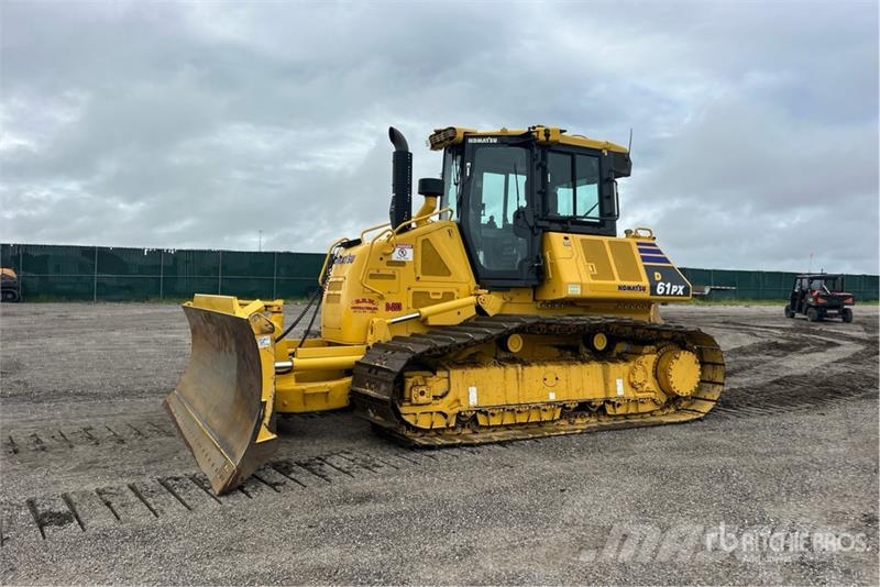 Komatsu D61PX-24 Crawler dozers
