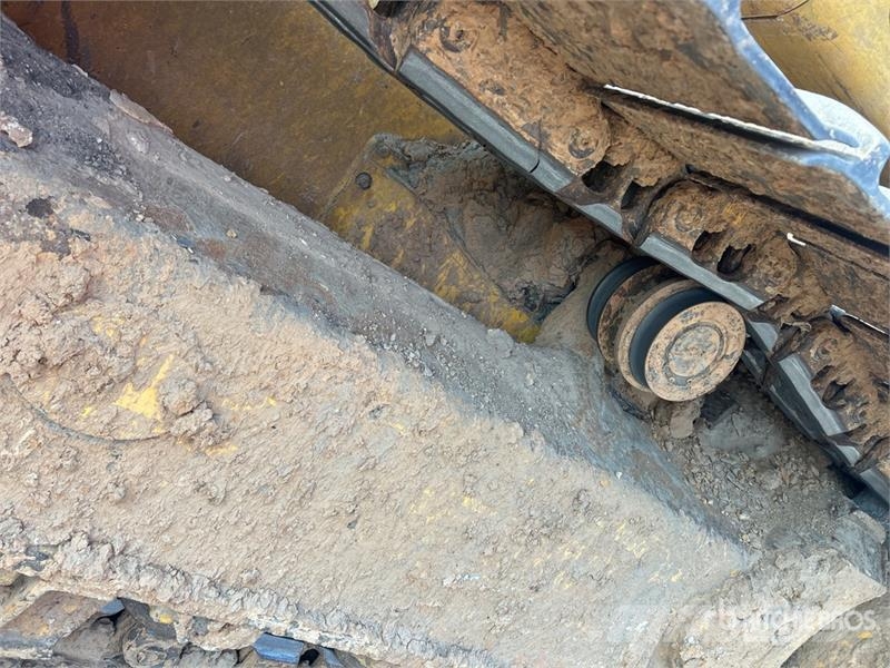 Komatsu D61PX-24 履帶推土機