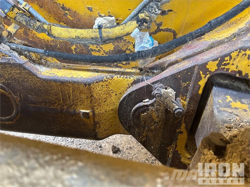 Komatsu D61PXi-23 Crawler Dozer (Inoperable) Buldožeri guseničari