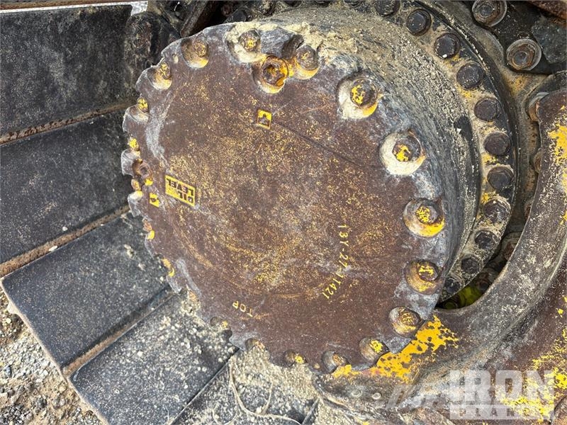 Komatsu D61PXi-23 Crawler Dozer (Inoperable) Buldožeri guseničari