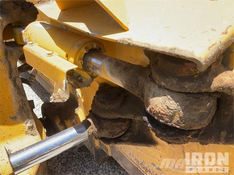 Komatsu D61PXI-24 Crawler Dozer Rupsdozers