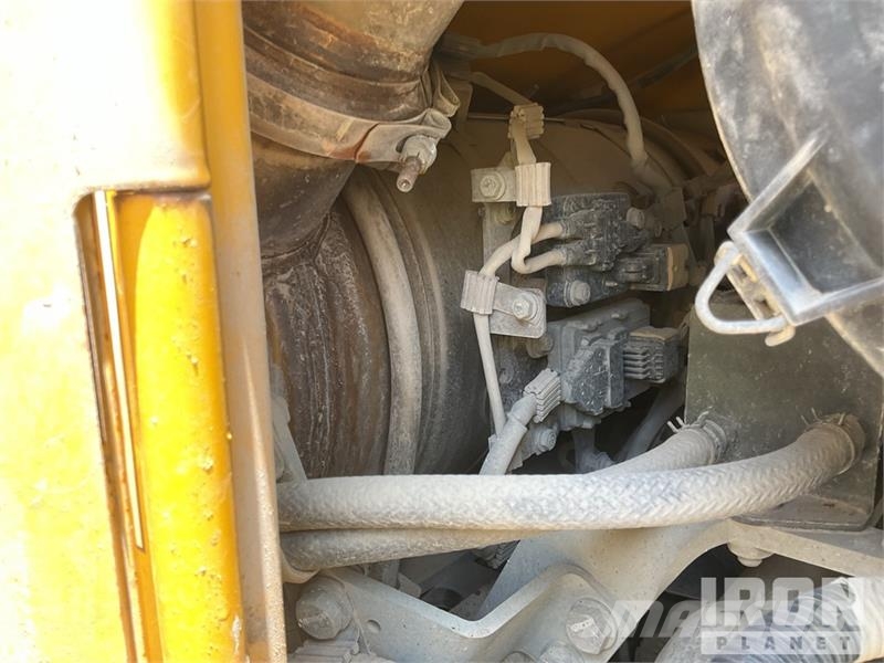 Komatsu D61PXI-24 Crawler Dozer Rupsdozers